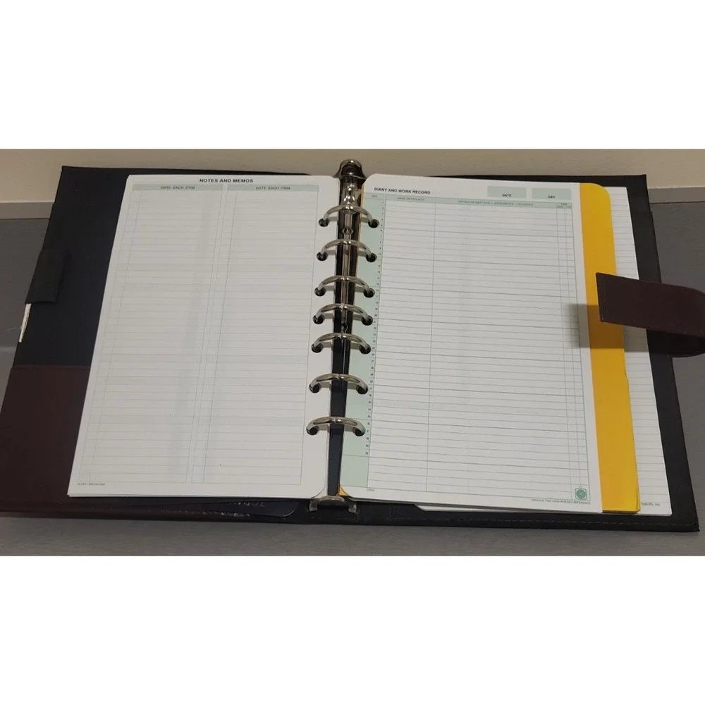 VTG Day-Timer Burgundy Wine Leather 3 Ring Planner Organizer 9.5 X 7 w/inserts